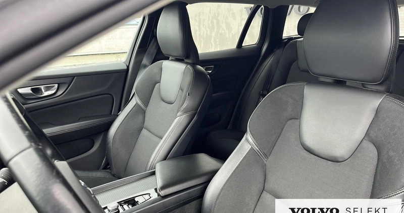 Volvo V60 cena 114900 przebieg: 77449, rok produkcji 2019 z Szczuczyn małe 326